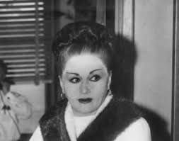 Anna Genovese's Instagram, Twitter & Facebook