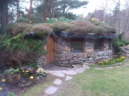 Findhorn Garden Hut Scotland Www Metamourskincare Com Jardins Images