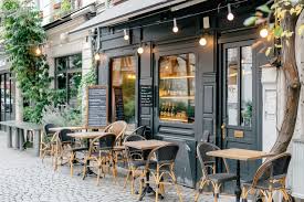 海外風・おしゃれカフェの外観｜フリー素材０１ | カフェ素材.com