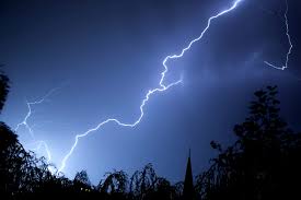 Die meteorologen erwarten in bayern teils kräftige schauer und gewitter. Amtliche Warnung Vor Starkem Gewitter Im Landkreis Pfaffenhofen Pfaffenhofen Today