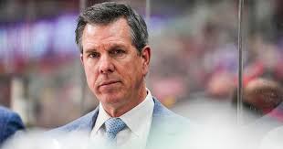 Pittsburgh Penguins Celebrate Greatness Of Broadcaster Mike Lange During  Special Night