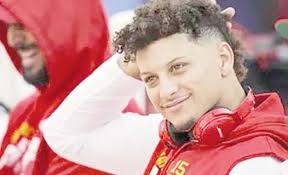 Alista Corte proyecto para quitar sentencias del TEPJF