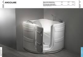 Vasche da bagno di varie dimensioni, misure piccole, vasche da bagno incasso o angolari. Vasca Da Bagno Con Porta 95x95 Angolare Auxilia Ceramiche De Paola