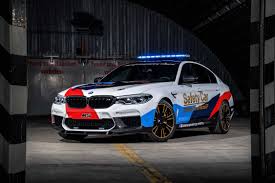 Von mai 2014 bis dezember 2016. Innovative Technologien Fur Die Sicherheit Der Konigsklasse Das Neue Bmw M5 Motogp Safety Car