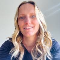 Debra Hinkle's Instagram, Twitter & Facebook