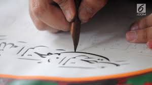 29+ vanlige fakta om hiasan yg simpel untuk gambar kaligravi: 8 Cara Membuat Kaligrafi Dengan Pensil 2b Yang Mudah Dilakukan Hot Liputan6 Com