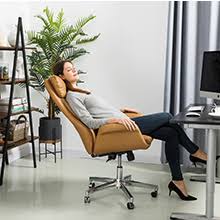 This executive massage chair is capable of taking the sitting comfortableness to higher level. Amazon Com Glitzhome Adjustable High Back Office Chair Executive Swivel Chair Pu Leather Camel Kitchen Dining