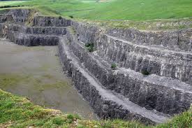 Is eldon hole, so deep, that no man living knows, how far its hollow goes'. Report Eldon Hill Quarry Castleton Derbyshire August 2020 Mines And Quarries 28dayslater Co Uk