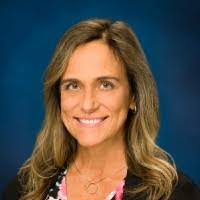 Laura Kalman's Instagram, Twitter & Facebook