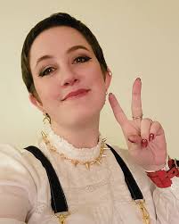 A lil (overdue) behind-the-scenes of the particolor pants! I just found the  pictures with the drawing over the photo and it is fun to look back at how  I never know 100%