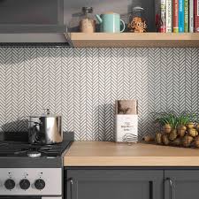 From porcelain and natural stone to glass and ceramic options, our subway tile comes in a variety of options and colors. Mini Herringbone Porcelain Mosaic Tiledaily