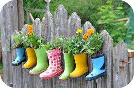 Garden Boots Diy Planters Unique Gardens Garden Projects