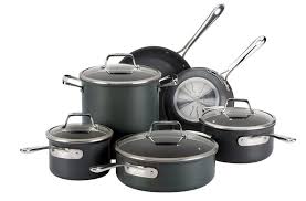 Psst All Clad S Huge Vip Factory Sale Is Secretly Still On And It Just Got Even Better Cookware Set All Clad Cookware Set Stainless Steel