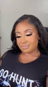 Angelique Woods's Instagram, Twitter & Facebook