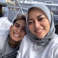 Want a wedding cake everyone will remember? Anniversary Ke 3 Seperti Ini Perjalanan Cinta Rachel Vennya Dan Niko Al Hakim