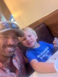 Kids traveling in the good old days