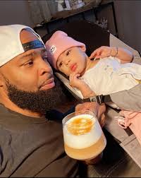 You have to be mentally as strong as morning breath to be able to stay  indoors for over a week at a time. Especially when you just want to big  your back