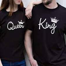 Dengan desain anti mainstream ini, bisa dipastikan bahwa penampilan anda akan menyita perhatian banyak pasang mata. Dapatkan Sablon Kaos Couple Terbaik Untuk Pasangan Mu Hanya Di Sini