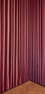 Hier in der ausstellung camera (2008) in der kunsthalle in hamburg. Der Vorhang Der Keiner Ist Stylepark