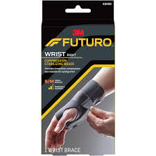 3m Futuro Right Hand Small Medium Wrist Support 6 75 Adjustment Black