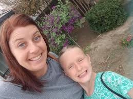 My daughter has a green thumb too. 😌