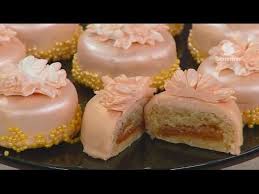 مخبز محشي بالمشمش الشيف حفيظة علي عزوز شابتي حصة زين و همة Samira Tv Famous Desserts Eid Biscuits Food