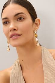Large Gallery Earring by Oscar de la Renta