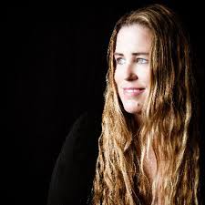 Vivian Hoffman (@ThoShesFierce)