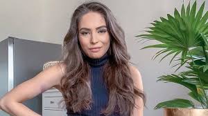 Mladá youtuberka týnuš třešničková prostřednictvím svého oficiálního instagramového profilu poprvé od utrpění vážných popálenin odhalila téměř celý obličej. Tynus Tresnickova Velka Zmena Sve Popaleniny Uz Neskryva Stars24 Cz