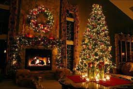 How To Decorate Your Christmas Tree Like A Professional Christmas Desktop Beautiful Christmas Trees Christmas Fireplace