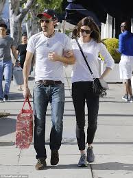 Avett primarily plays the banjo but also plays harmonica, drums, piano, acoustic guitar and electric guitar for the band based out of concord, north carolina. Jennifer Carpenter Reveals She And Seth Avett Have Welcomed Their First Child Daily Mail Online