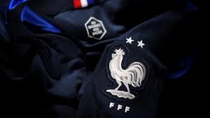 Les articles ne peuvent être retournés ou échangés. Equipe De France Le Nouveau Maillot Enfin Disponible