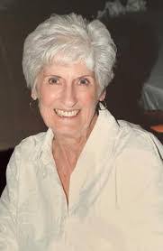 Edwina Hammond's Instagram, Twitter & Facebook