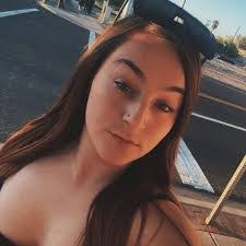 Savannah Myers's Instagram, Twitter & Facebook