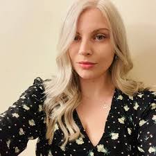 Katherine Snowden's Instagram, Twitter & Facebook