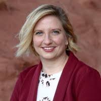 Lisa Tober's Instagram, Twitter & Facebook