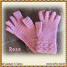 These lacy leaf patterns are love! No Sew Fingerless Mittens Dk Version Free Crochet Pattern Crochet Fingerless Gloves Crochet Mittens Crochet Gloves