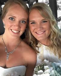 Twin Wives (@twinwives) · Instagram 照片和视频