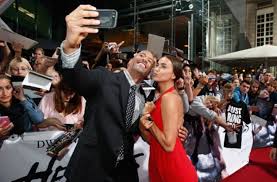 We did not find results for: Die Schone Und Der Held Machen Ein Selfie Irina Shayk Und Dwayne Johnson Waren Bei Der Hercules Premiere Am Donnerstagabend Sichtlich Gut Gelaunt Und Machten Das Eine Und Andere Foto In Berlin