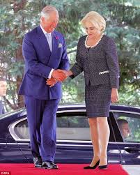 Klaus iohannis își sărbătorește astăzi ziua de naștere. Prince Charles Meets The Romanian President During In Bucharest Daily Mail Online