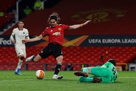 Edinson cavani shots an average of 0.36 goals per game in club competitions. Fernandes And Cavani Sparkle As United Hit Roma For Six Reuters