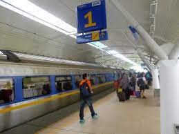 Ktm alor setar train station is located in the city center of alor setar. Alor Setar Railway Station Ktmb Kedah Stesen Keretapi