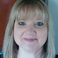 Lori Vandiver's Instagram, Twitter & Facebook