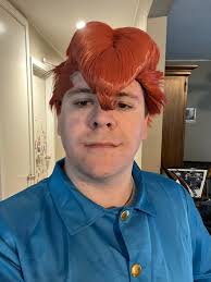 Does anyone know when Misa Watanabe will be signing? If you see her table,  at the autograph alley can you tell me the times? Many thanks