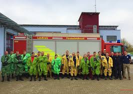 Hierzu wurden atemschutzgeräteträger benötigt, die auch chemikalienschutzanzüge (csa) tragen. Lehrgang Csa Kreisfeuerwehrverband