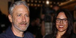 He has been married for 17 years to his wife tracey lynn mcshane. Tracey Mcshane Wiki Biography Who Is Jon Stewart S Wife