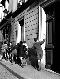 Robert Doisneau 3 Les Enfants In 2020 Robert Doisneau Photo French Photographers