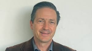 Mike Lamont's Instagram, Twitter & Facebook