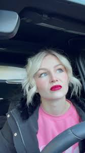 Kallmekris Characters Katrina