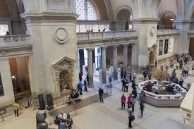See more of the metropolitan museum of art, new york on facebook. Lyudi Idya Vnutri Muzeya Metropoliten V Nyu Jorke Ssha Redakcionnoe Stokovoe Izobrazhenie Izobrazhenie Naschityvayushej Lyudi Nyu 152517954